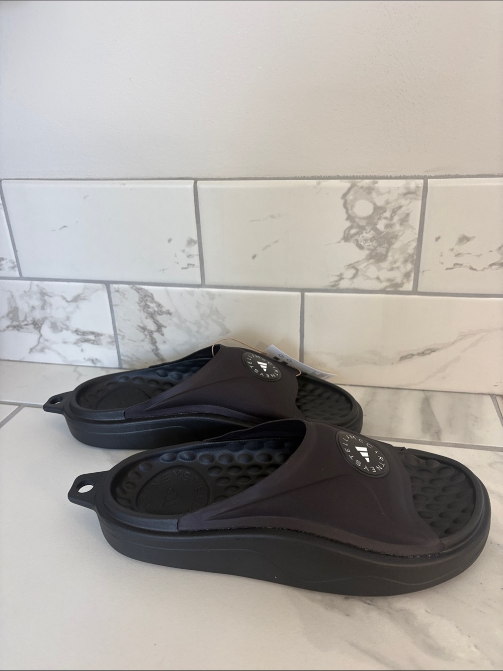 Adidas by Stella McCartney Slide Shoes in Core Black Size 8 - Picture 6 of 7